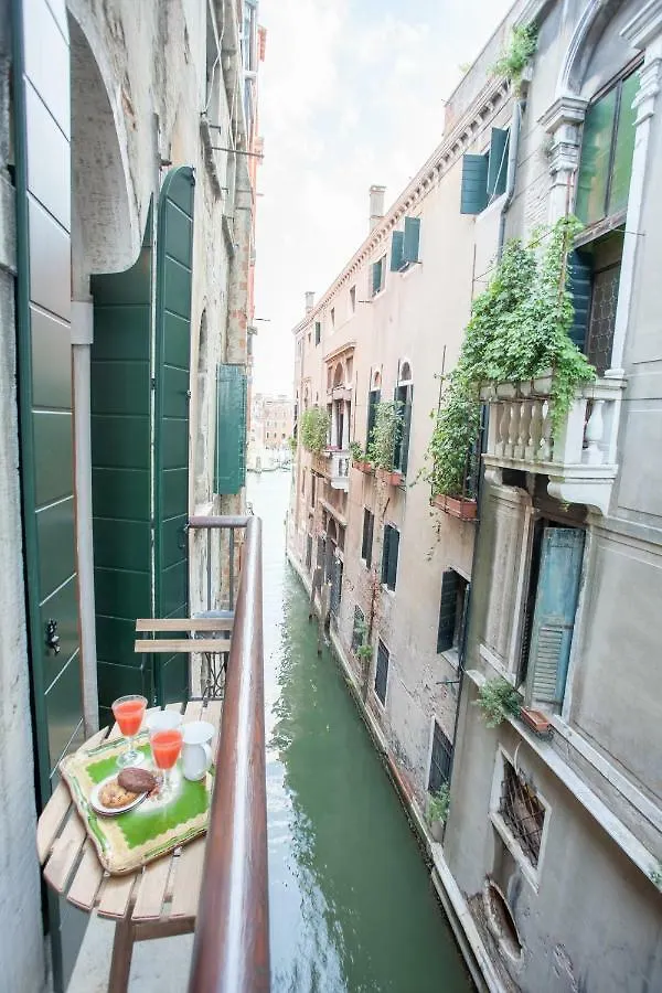 San Marco Romantic Dream contacts